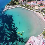 Family Friendly House With A Swimming Pool - 15909 * Split